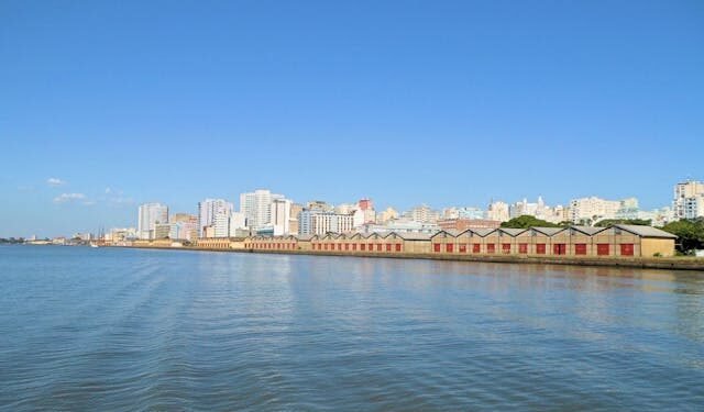 Bate e volta saindo de Porto Alegre para curtir o dia inteiro